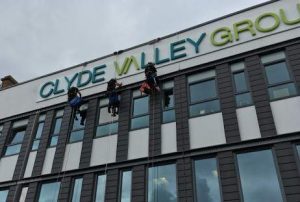 ترمیم نمای سنگی